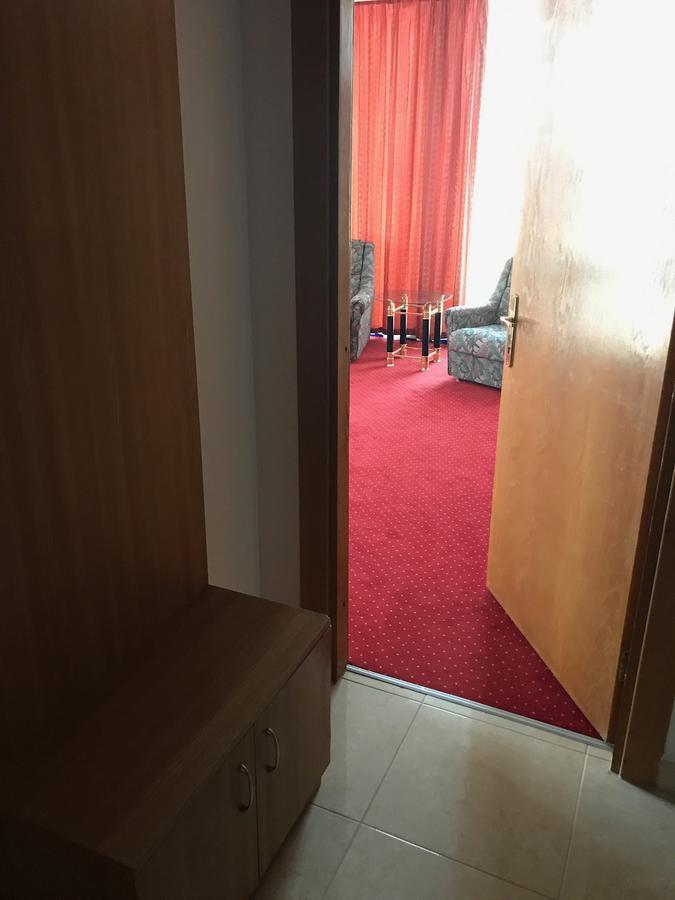 Apartament In Regim Hotelier 巴克乌 外观 照片
